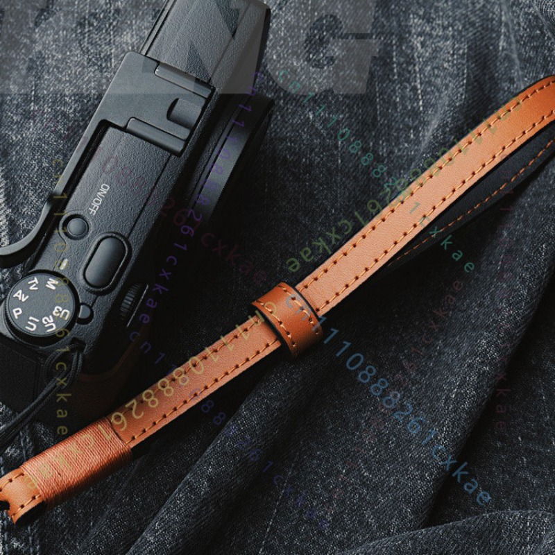 Ręcznie szyty pasek na nadgars – Camera Wrist Strap recenzja i cena